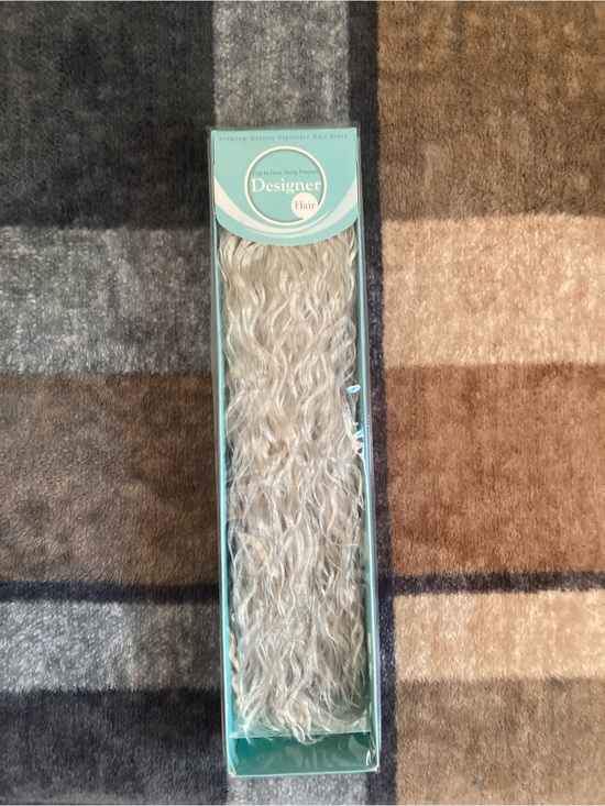 Designer Hair Accessories - Designer Hair Long Wavy Clip-In Extension - Platinum Blonde
